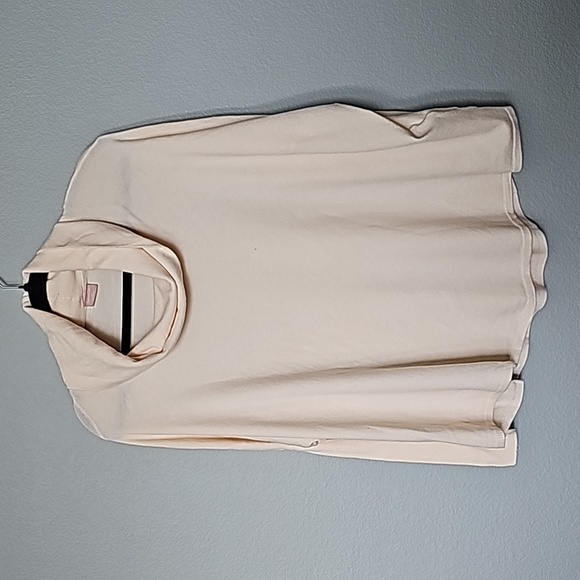 Devotion by Cyrus Clean Girl Neutral NWT cream turtleneck sweater - Picture 1 of 7